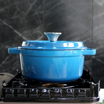 Rivestimento di smalto Fuoco di ghisa rotondo Cocotte Set Mini forni olandesi con coperchio