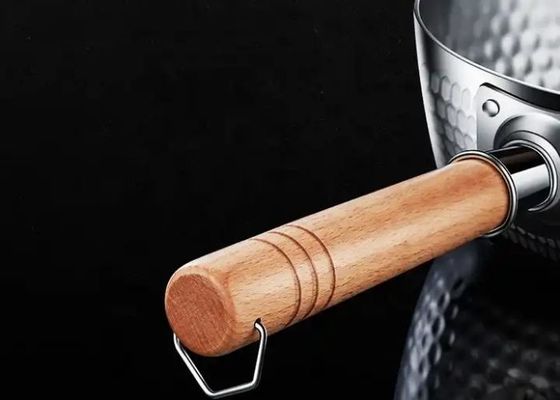 le pentole di acciaio inossidabile di 20/22cm mettono la casseruola di acciaio inossidabile 304 con il coperchio di vetro