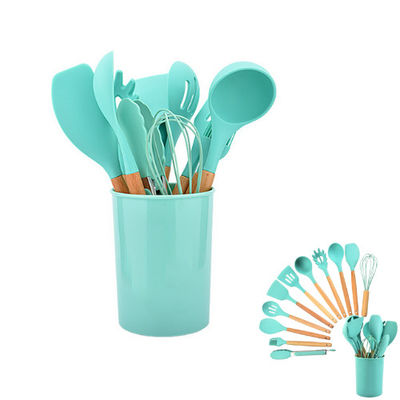 Utensili da cucina antiaderanti del silicone del commestibile messi per resistere alle temperature elevate
