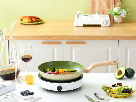 La padella di cottura sana 7Inch non attacca 26cm con rivestimento di titanio