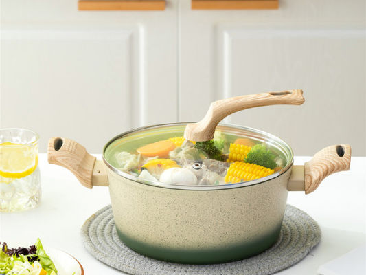Casseruola di alluminio resistente con non l'interno del bastone