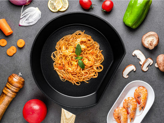Padella di alluminio 10Inch del grande piatto profondo di BSCI con il coperchio di vetro