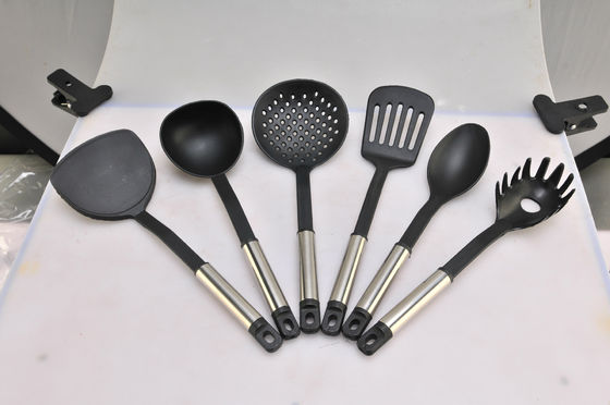 Set di posate e pentole in alluminio non appiccicoso